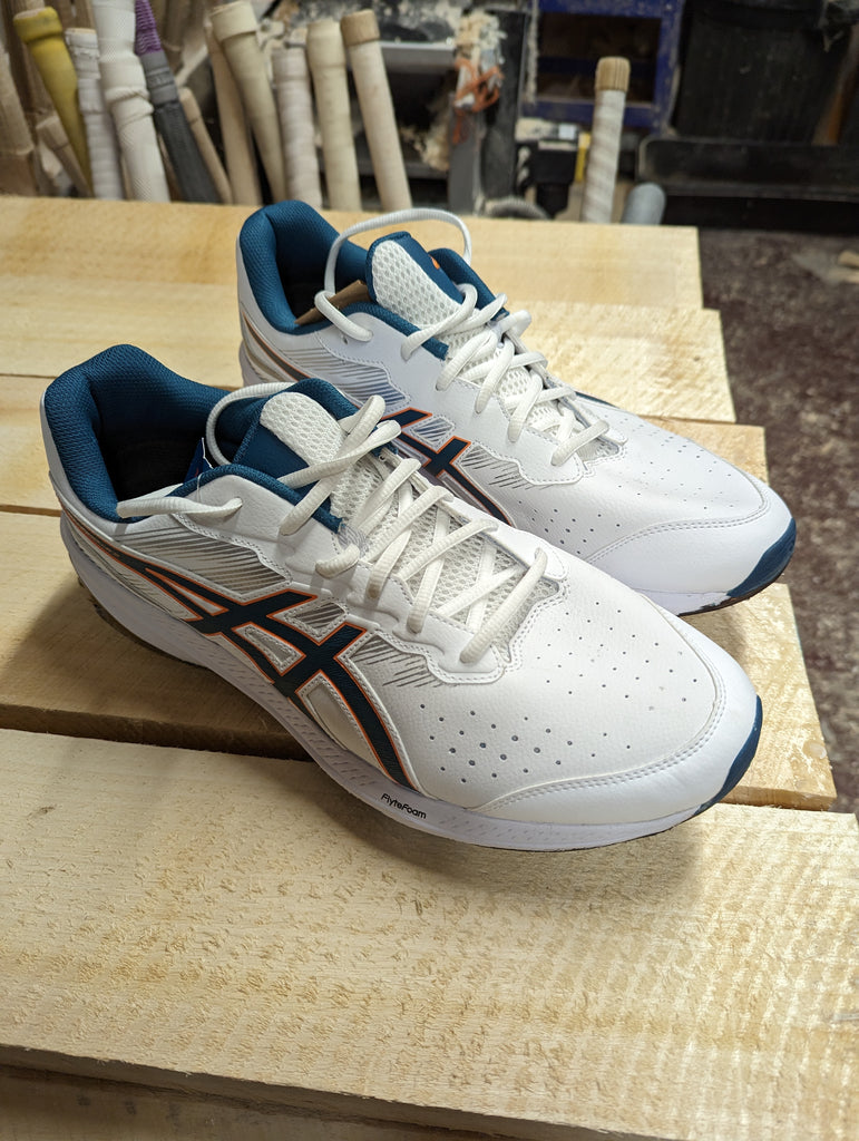 Asics cross shop trainers australia